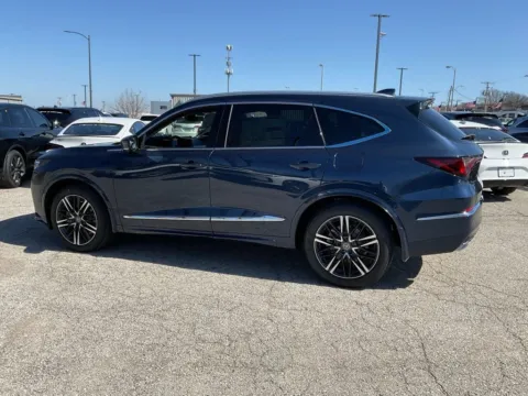 More photos of 2026 Acura MDX w/Advance Package at Jay Wolfe Acura, MO