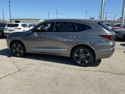 More photos of 2026 Acura MDX w/Advance Package at Jay Wolfe Acura, MO