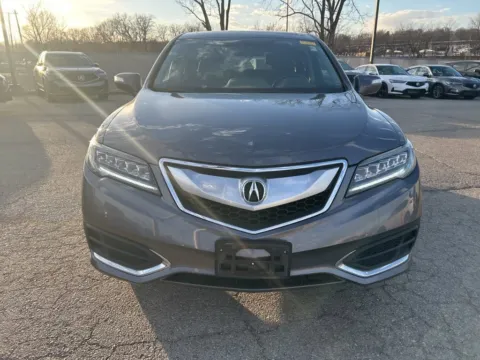 Photos of 2018 Acura RDX w/Technology Pkg for sale in Kansas City, MO at Jay Wolfe Acura