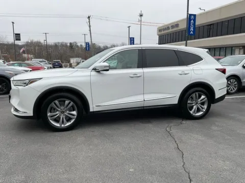 More photos of 2023 Acura MDX 3.5L at Jay Wolfe Acura, MO