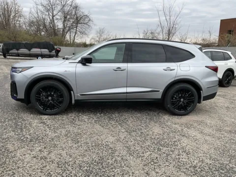 More photos of 2026 Acura MDX w/A-Spec Advance Package at Jay Wolfe Acura, MO
