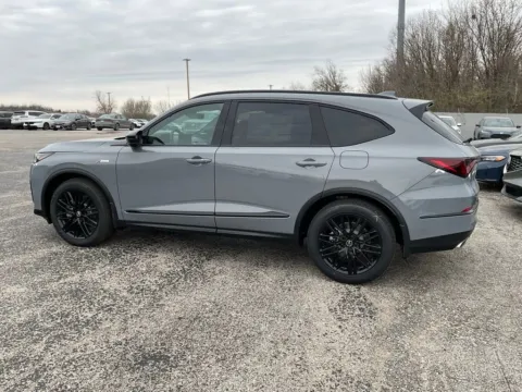 More photos of 2026 Acura MDX w/A-Spec Advance Package at Jay Wolfe Acura, MO