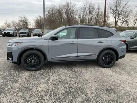 More photos of 2026 Acura MDX w/A-Spec Advance Package at Jay Wolfe Acura, MO