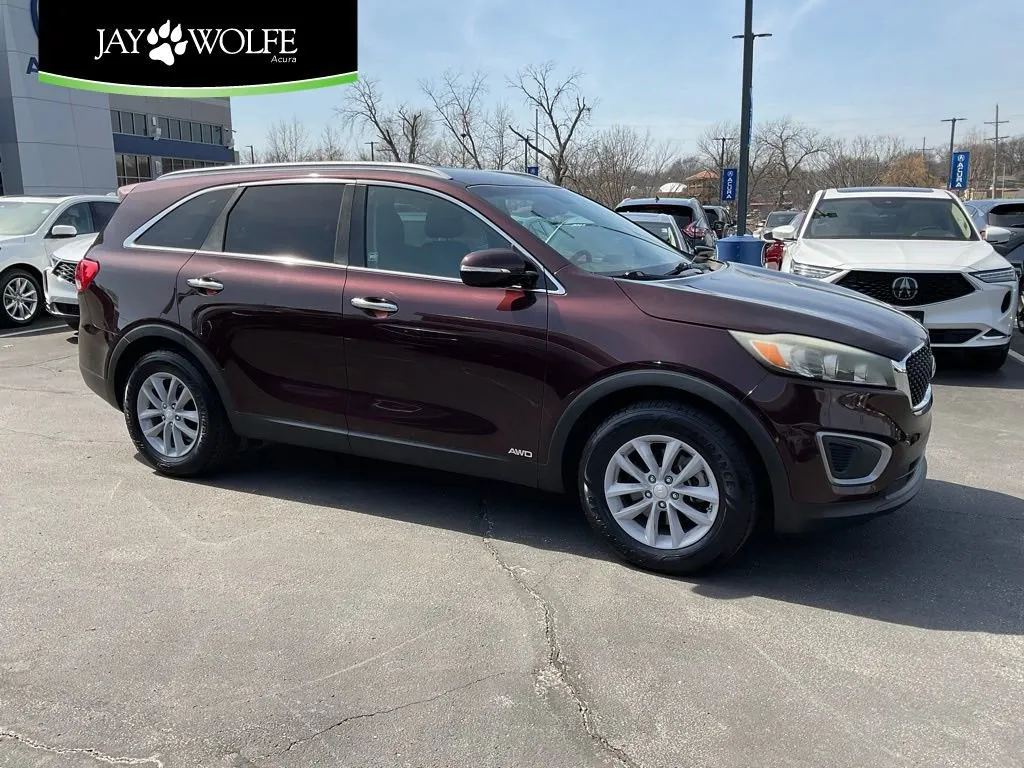 Red 2016 Kia Sorento LX for sale in Kansas City, MO