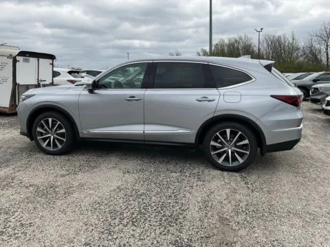 More photos of 2026 Acura MDX w/Technology Package at Jay Wolfe Acura, MO