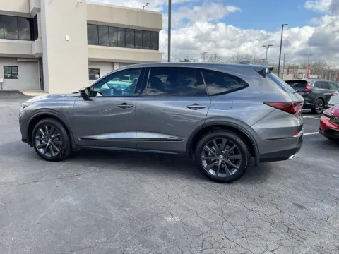 More photos of 2026 Acura MDX w/A-Spec Package at Jay Wolfe Acura, MO