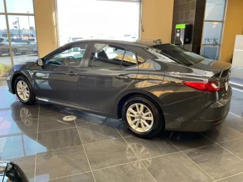 More photos of 2025 Toyota Camry LE at Jay Wolfe Acura, MO