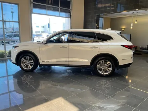 More photos of 2023 Acura MDX 3.5L at Jay Wolfe Acura, MO