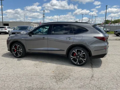 More photos of 2026 Acura MDX Type S w/Advance Package at Jay Wolfe Acura, MO