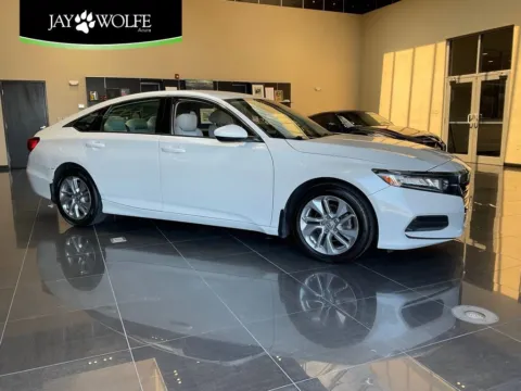 White 2019 Honda Accord Sedan LX 1.5T for sale in Kansas City, MO