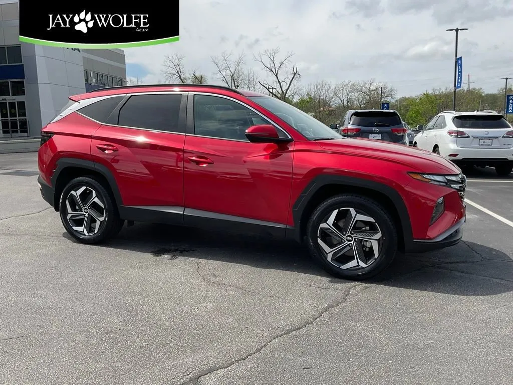 Red 2023 Hyundai Tucson SEL for sale in Kansas City, MO