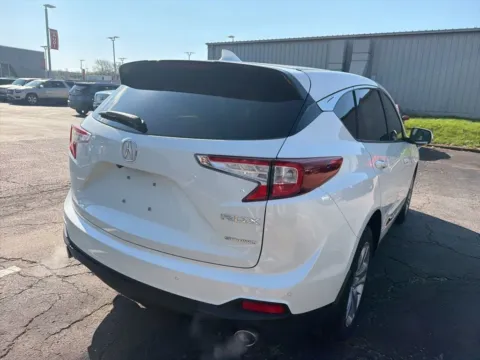 More photos of 2019 Acura RDX w/Advance Pkg at Jay Wolfe Acura, MO
