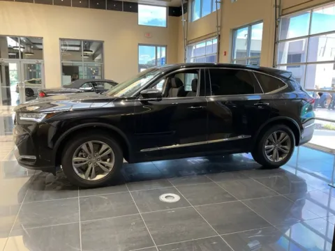 More photos of 2026 Acura MDX at Jay Wolfe Acura, MO