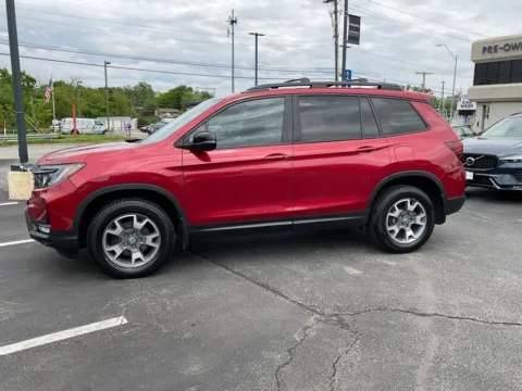More photos of 2023 Honda Passport TrailSport at Jay Wolfe Acura, MO