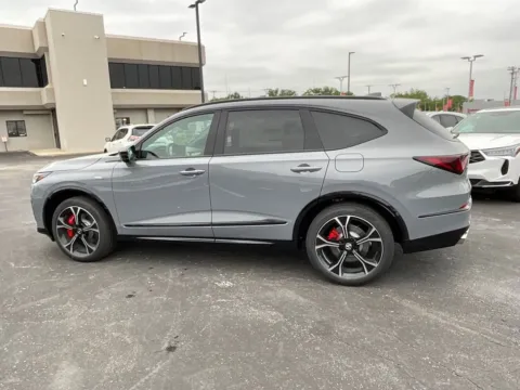 More photos of 2026 Acura MDX Type S w/Advance Package at Jay Wolfe Acura, MO