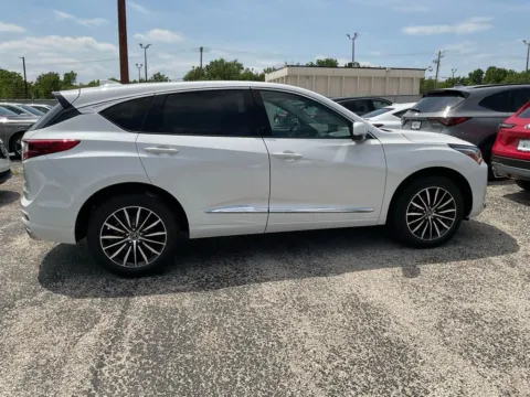 More photos of 2026 Acura RDX w/Advance Package at Jay Wolfe Acura, MO