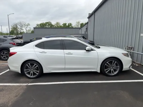 More photos of 2019 Acura TLX w/Technology Pkg at Jay Wolfe Acura, MO