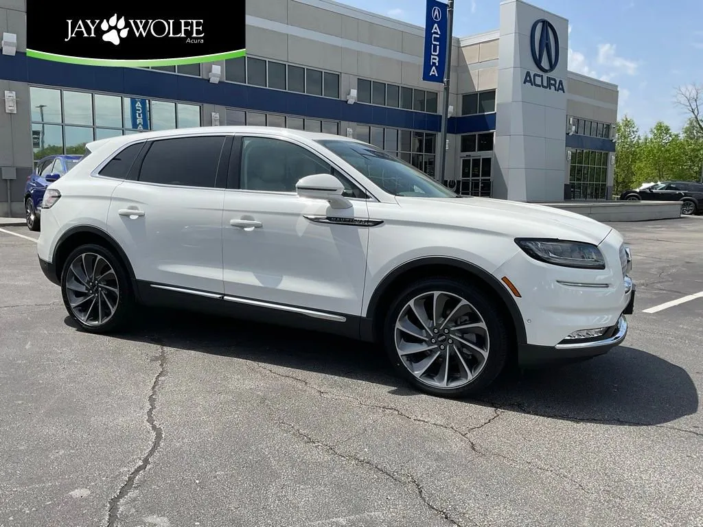 Used 2023 Lincoln Nautilus Reserve with VIN 2LMPJ8KP0PBL08279 for sale in Kansas City