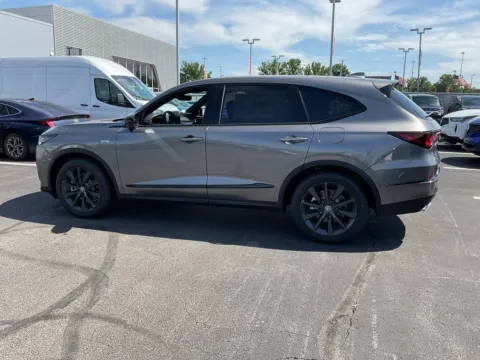 More photos of 2026 Acura MDX w/A-Spec Package at Jay Wolfe Acura, MO