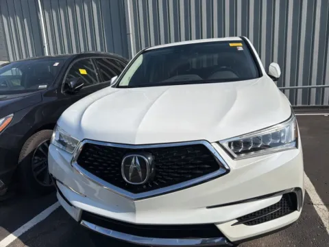 Photos of 2020 Acura MDX w/Technology Pkg for sale in Kansas City, MO at Jay Wolfe Acura
