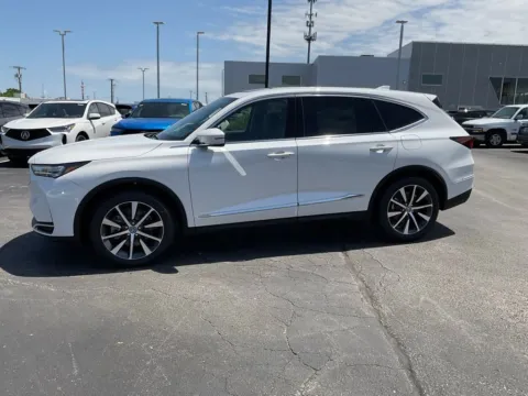 More photos of 2026 Acura MDX w/Technology Package at Jay Wolfe Acura, MO