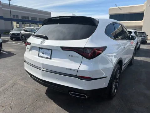 More photos of 2026 Acura MDX w/A-Spec Package at Jay Wolfe Acura, MO