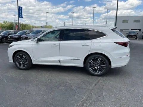 More photos of 2026 Acura MDX w/Advance Package at Jay Wolfe Acura, MO