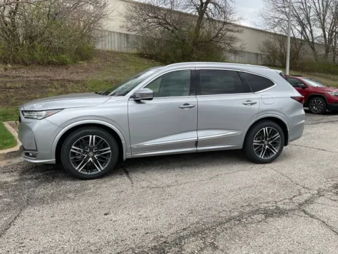 More photos of 2026 Acura MDX w/Advance Package at Jay Wolfe Acura, MO