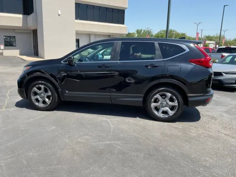 More photos of 2017 Honda CR-V EX-L at Jay Wolfe Acura, MO