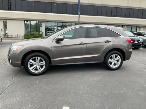 More photos of 2013 Acura RDX Tech Pkg at Jay Wolfe Acura, MO