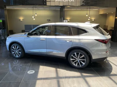 More photos of 2026 Acura MDX w/Technology Package at Jay Wolfe Acura, MO