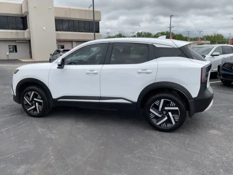 More photos of 2025 Nissan Kicks SV at Jay Wolfe Acura, MO