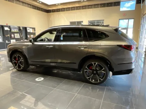 More photos of 2026 Acura MDX Type S w/Advance Package at Jay Wolfe Acura, MO