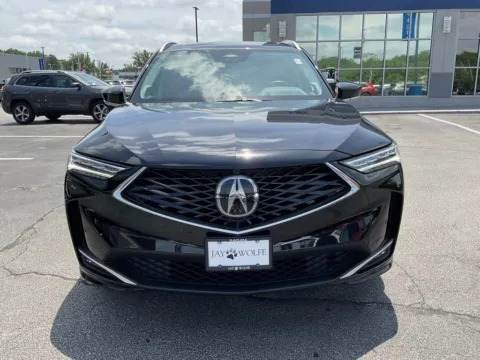Photos of 2026 Acura MDX w/Advance Package for sale in Kansas City, MO at Jay Wolfe Acura