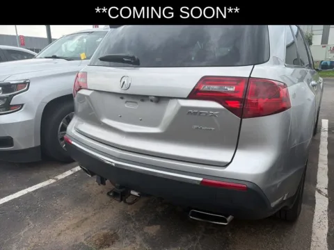More photos of 2013 Acura MDX 3.7L at Jay Wolfe Acura, MO