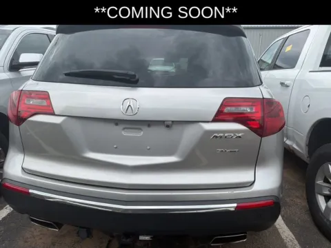 More photos of 2013 Acura MDX 3.7L at Jay Wolfe Acura, MO