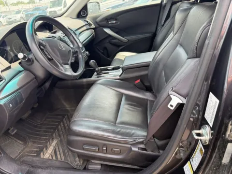 More photos of 2015 Acura RDX at Jay Wolfe Acura, MO