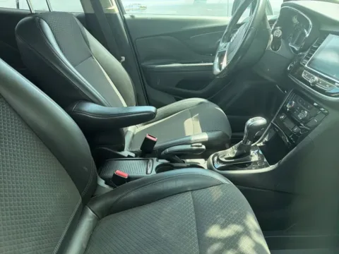 More photos of 2018 Buick Encore Preferred at Jay Wolfe Acura, MO
