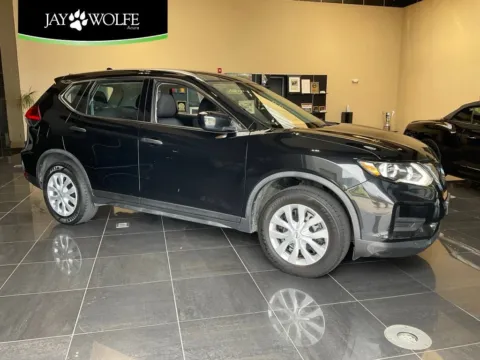 Black 2018 Nissan Rogue S for sale in Kansas City, MO