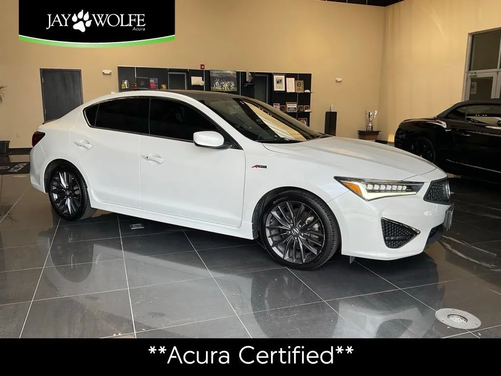 Used 2019 Acura ILX Premium with VIN 19UDE2F84KA000559 for sale in Kansas City
