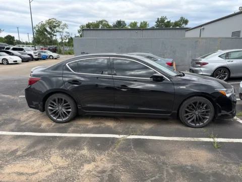 More photos of 2022 Acura ILX Premium and A-SPEC Packages at Jay Wolfe Acura, MO