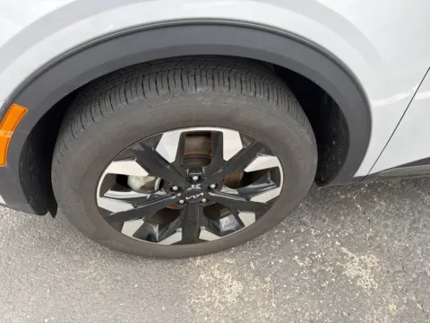 More photos of 2024 Kia Sportage X-Line at Jay Wolfe Acura, MO