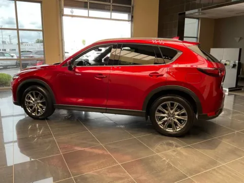 More photos of 2020 Mazda CX-5 Signature at Jay Wolfe Acura, MO
