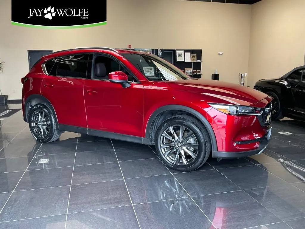 Used 2020 Mazda CX-5 Signature with VIN JM3KFBEY2L0818973 for sale in Kansas City
