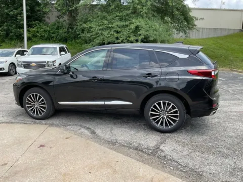 More photos of 2026 Acura RDX w/Advance Package at Jay Wolfe Acura, MO