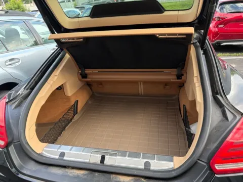 More photos of 2014 Porsche Panamera 4S at Jay Wolfe Acura, MO