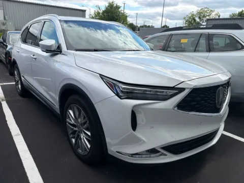 Photos of 2023 Acura MDX w/Advance Package for sale in Kansas City, MO at Jay Wolfe Acura