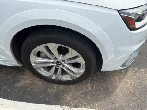 More photos of 2023 Audi A4 allroad Premium Plus at Jay Wolfe Acura, MO
