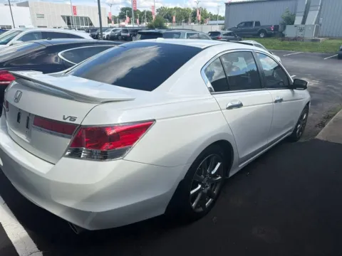 More photos of 2012 Honda Accord Sdn EX-L at Jay Wolfe Acura, MO