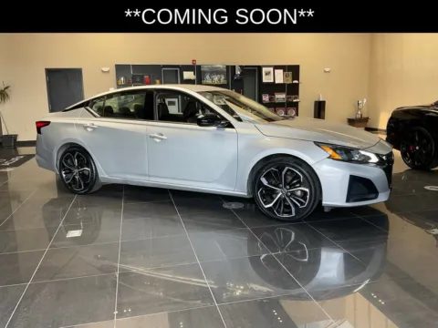 Silver 2024 Nissan Altima 2.5 SR for sale in Kansas City, MO